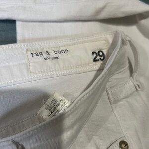 Rag & Bone Designer Dre Capri Cream Jeans Size 29 EUC Frayed Ankle